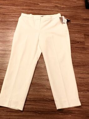 NWT Kasper White Hampton Textured Stretch Crepe Mid-Rise Straight-Leg Pants